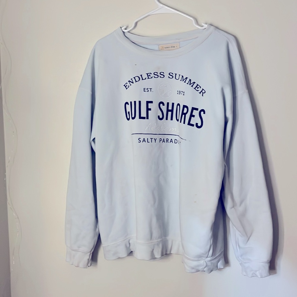 Ocean drive gulf shores sweatshirt in women’s large.